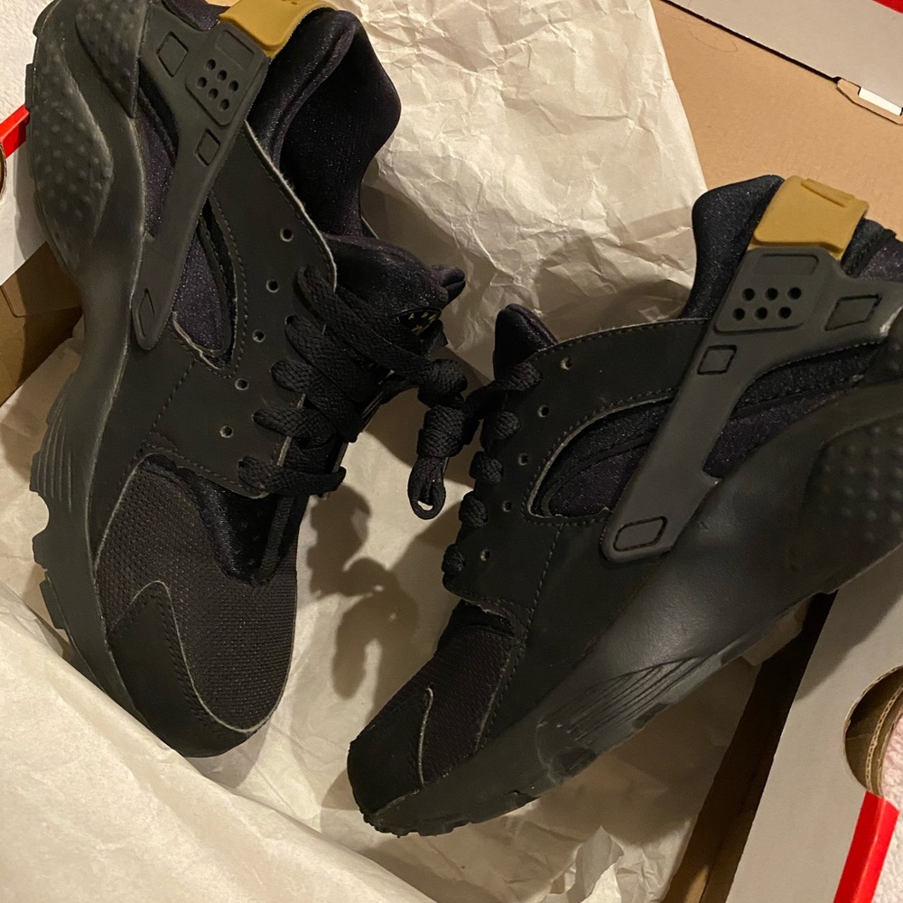 Nike shoes